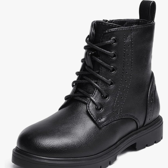 Dream Pairs Other - Dream Pairs Girls Combat Boots Black Size 5